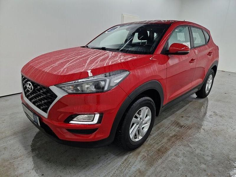 Gebraucht Hyundai Tucson Select 132 PS (97 kW) 2019 Rot SUV