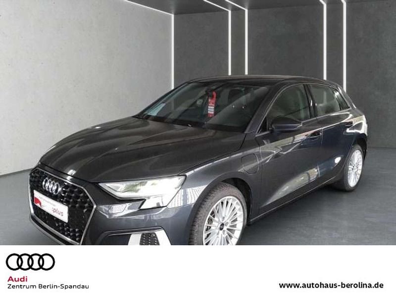 Manhattangrau metallic Gebraucht 2023 Audi A3 e-tron Kleinwagen | 27.888 € (Etwas zu teuer) - Bild 1/4