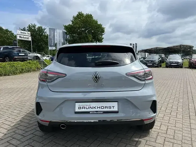 Gebraucht Renault Clio Techno 90 PS (66 kW) 2025 Rafalegrau Kleinwagen