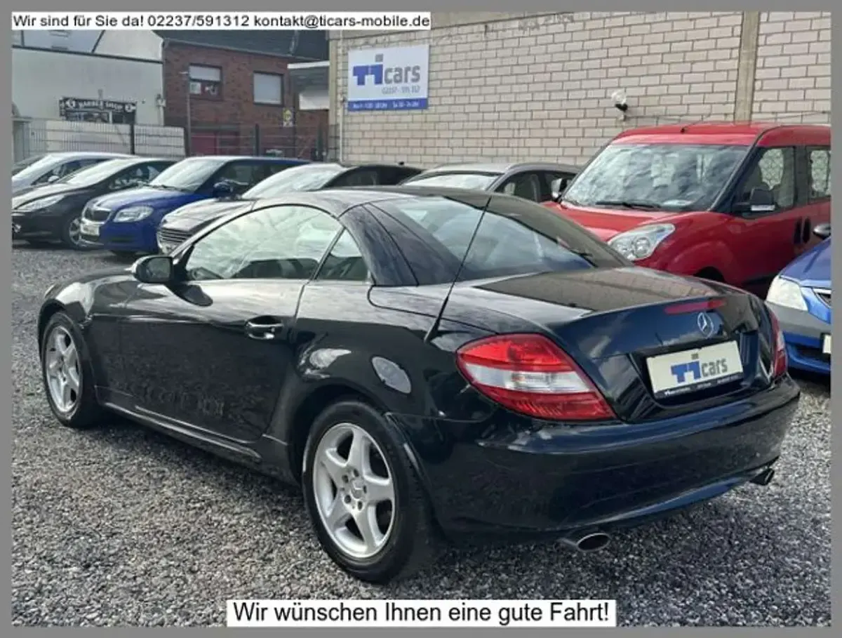 Gebraucht Mercedes SLK280 231 PS (169 kW) 2005 Obsidianschwarz  me (metallic) Cabrio