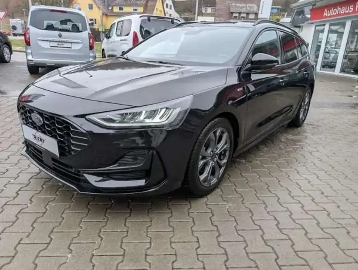Gebraucht Ford Focus ST-Line 155 PS (114 kW) 2024 Schwarz Kombi