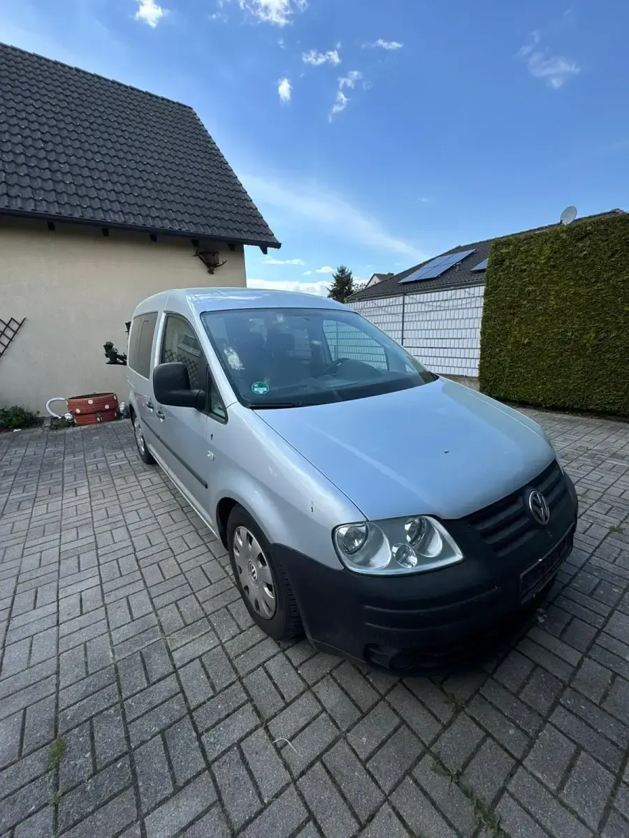 Gebraucht VW Caddy 105 PS (77 kW) 2006 Silber Van / Kleinbus