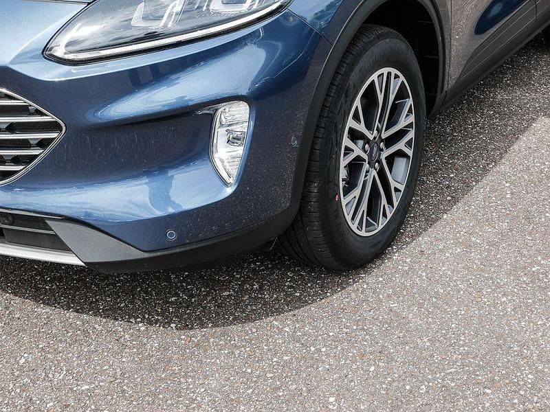 Gebraucht Ford Kuga Titanium 224 PS (164 kW) 2024 Blau SUV