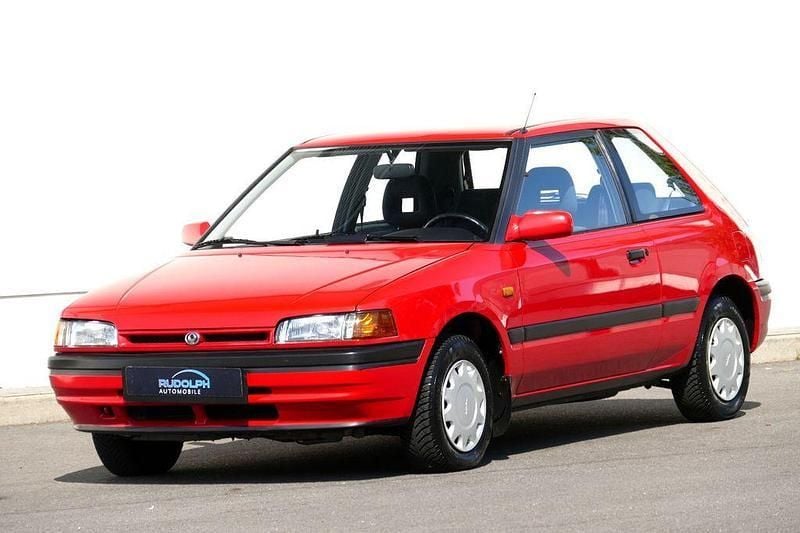 Rot Gebraucht 1992 Mazda 323 Limousine | 4.799 € - Bild 1/4