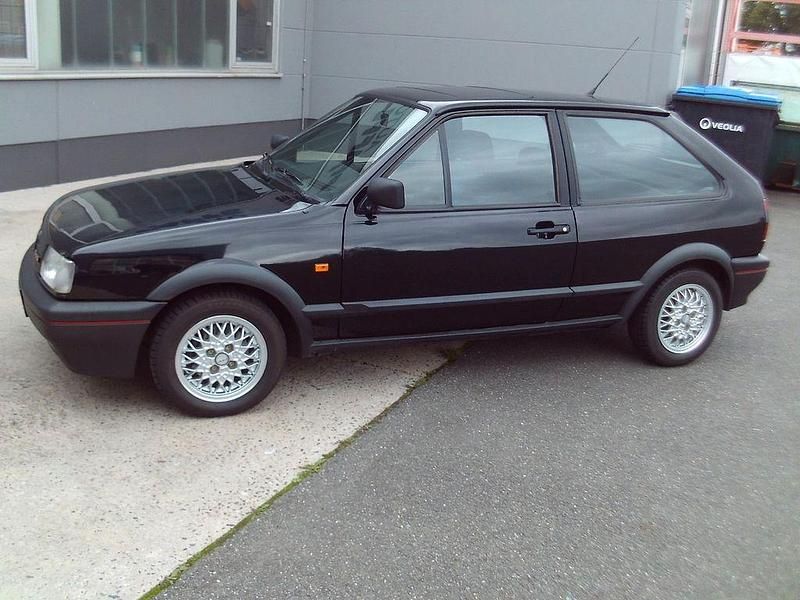 Schwarz Gebraucht 1992 VW Polo | 19.900 € - Bild 1/4
