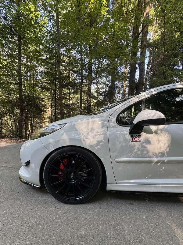 Gebraucht Peugeot 207 150 PS (110 kW) 2008 Limousine