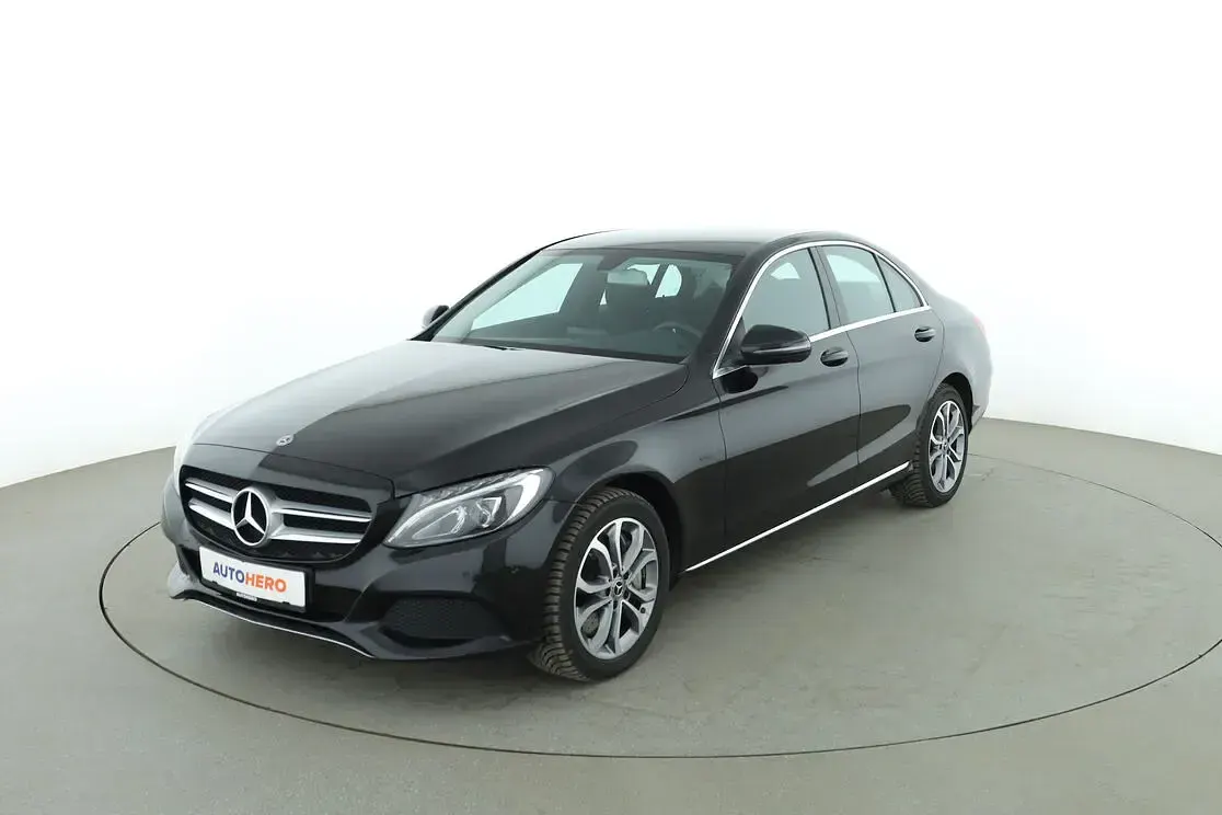Käytetty Mercedes C350e Avantgarde 82 HP (60 kW) 2018 Sedan