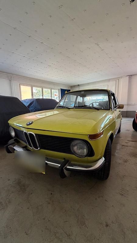 Gelb Gebraucht 1975 BMW 1502 Limousine | 12.000 € - Bild 1/4