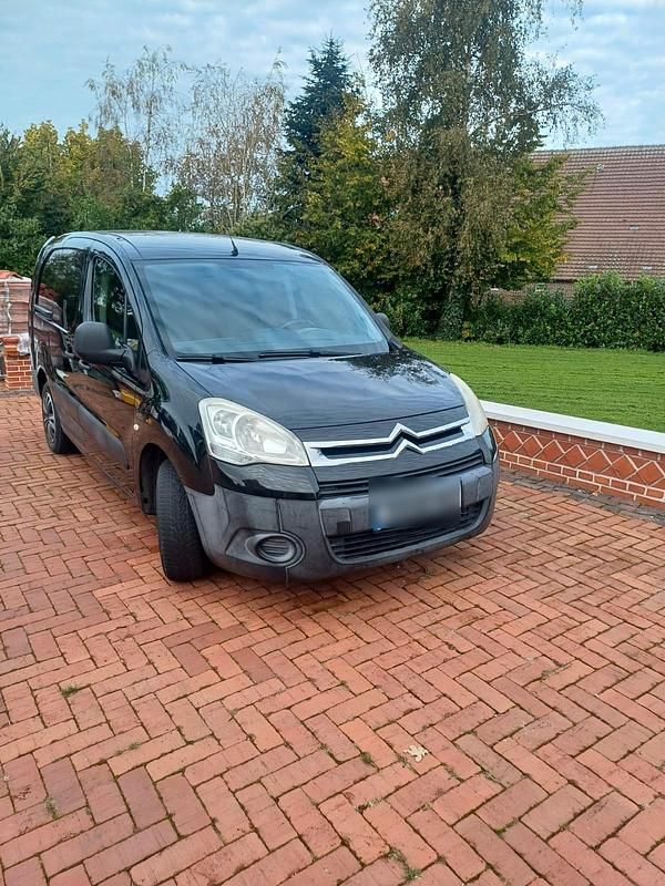 Schwarz Gebraucht 2011 Citroën Berlingo Van / Kleinbus | 2.200 € (Superpreis) - Bild 1/4