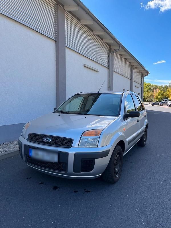 Silber Gebraucht 2006 Ford Fusion Kleinwagen | 1.600 € (Guter Preis) - Bild 1/4
