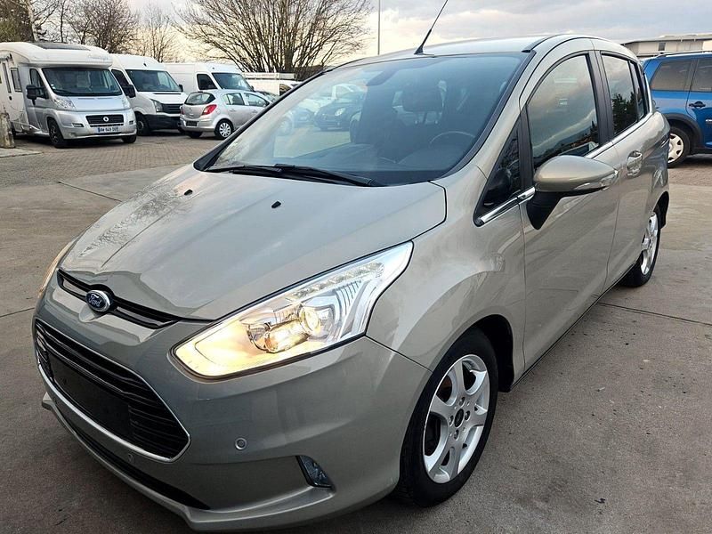 Gebraucht Ford B-MAX Titanium 105 PS (77 kW) 2013 Silber Van / Kleinbus