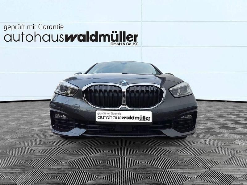Gebraucht BMW 118 Advantage 150 PS (110 kW) 2021 Grau Kleinwagen