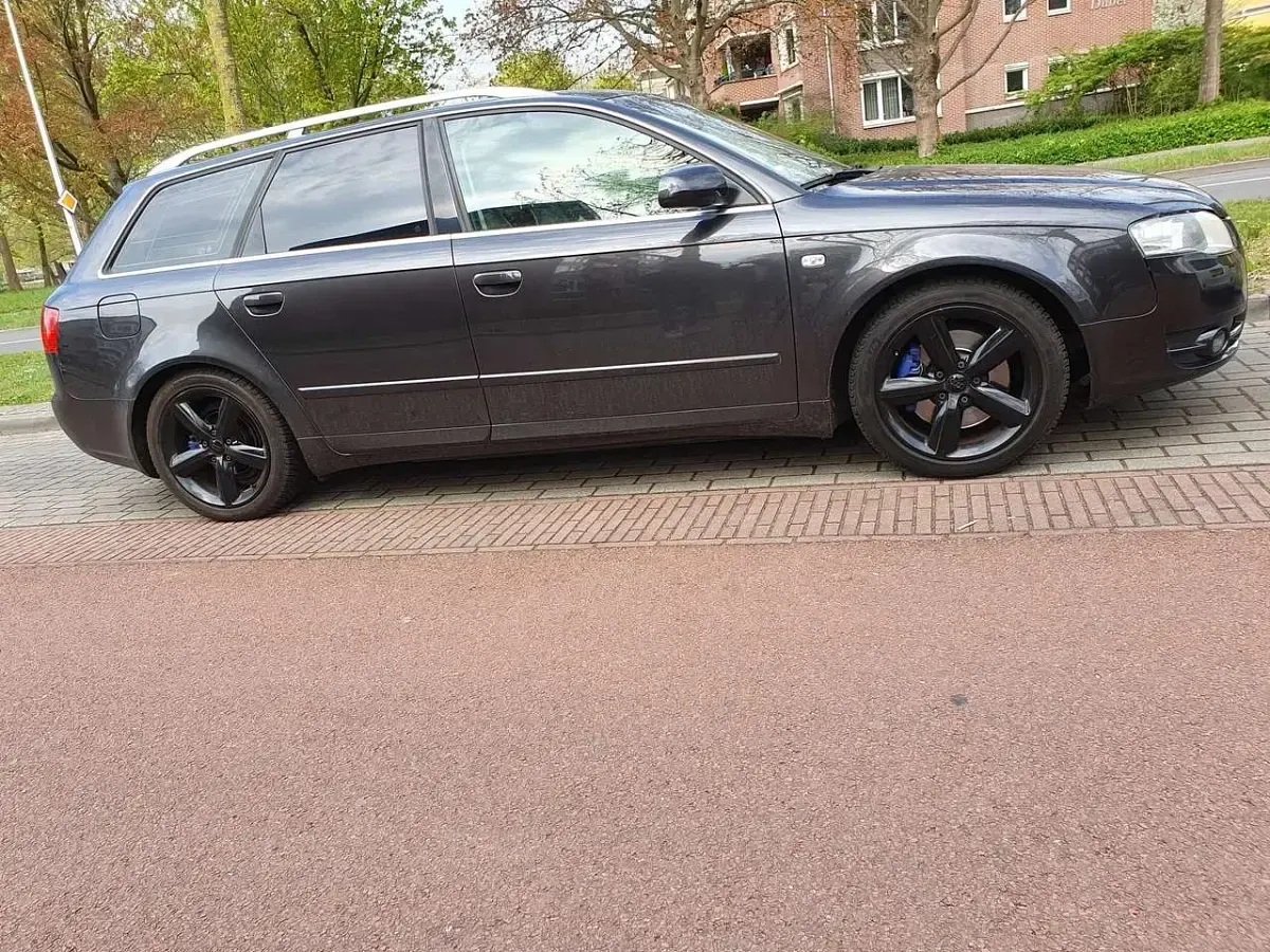 Second-hand Audi A4 163 CP (119 kW) 2007 Gri Break