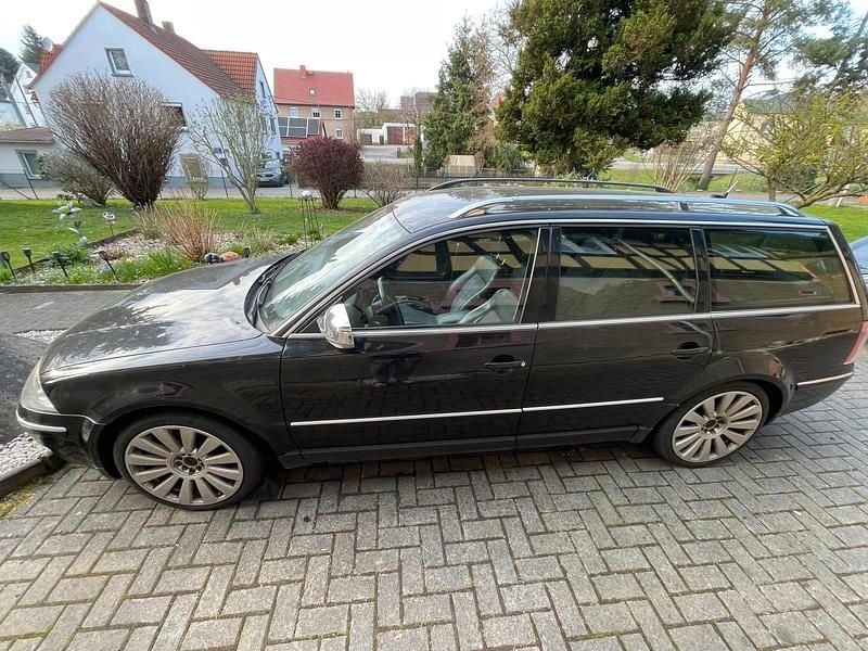Usata VW Passat 131 CV (96 kW) 2003 Nero Station wagon
