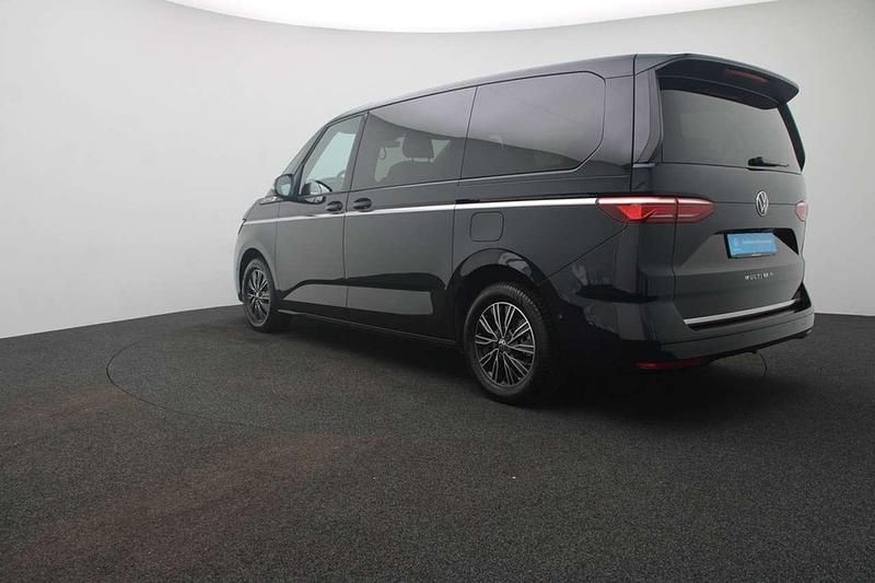 Gebraucht VW Multivan Style 150 PS (110 kW) 2024 Schwarz Van