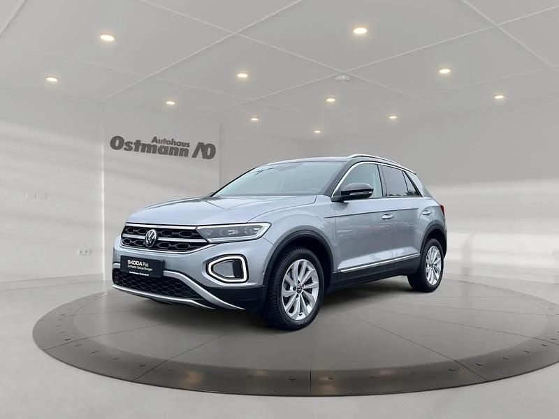 Gebraucht VW T-Roc Style 150 PS (110 kW) 2022 Pyrit silber metallic SUV