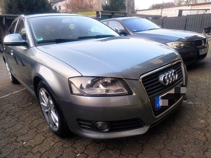 Gebraucht Audi A3 Ambiente 160 PS (117 kW) 2009 Grau Kleinwagen