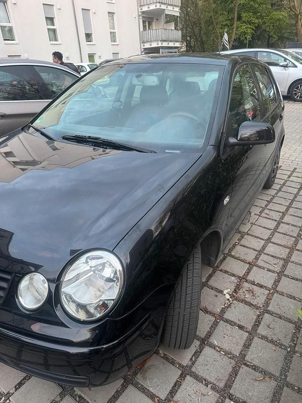 Gebraucht VW Polo 54 PS (39 kW) 2005 Schwarz Kleinwagen