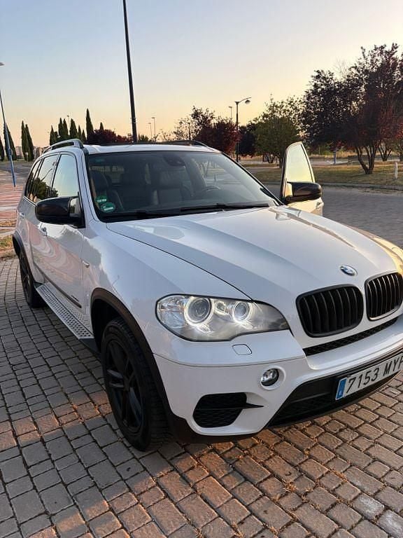 Weiß Gebraucht 2012 BMW X5 Sport Line SUV | 14.500 € (Teuer) - Bild 1/4