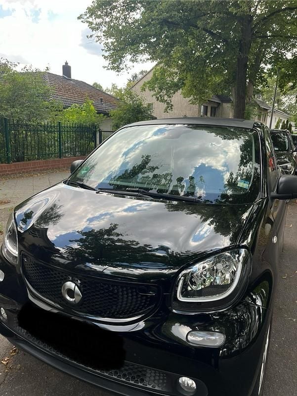 Schwarz Gebraucht 2016 Smart ForFour Kleinwagen | 7.800 € (Guter Preis) - Bild 1/4
