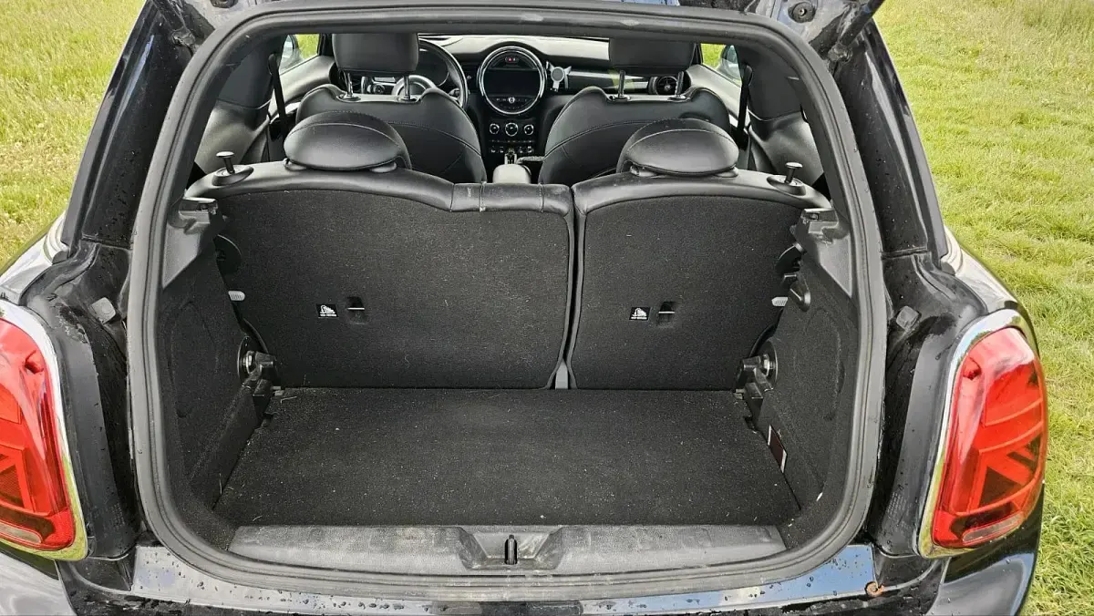 Gebraucht Mini Cooper SE 135 kW (184 PS) 2019 Schwarz Kleinwagen