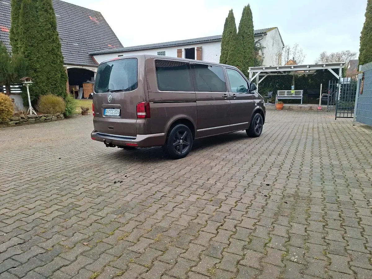 Usata VW T5 180 CV (132 kW) 2013 Marrone Furgone