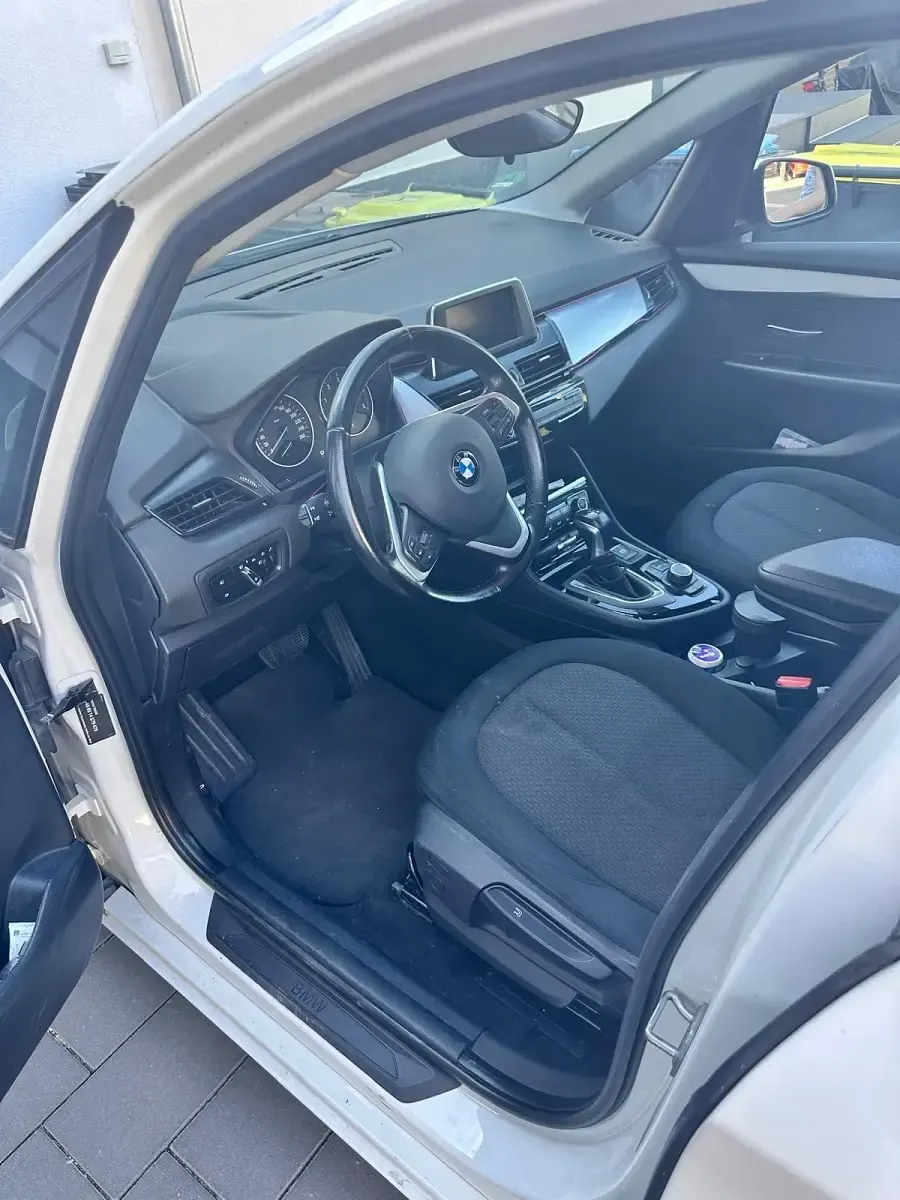 Gebraucht BMW 218 2016 Weiß Kombi