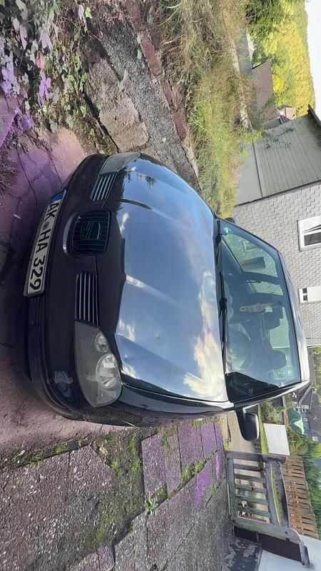 Schwarz Gebraucht 2004 Seat Arosa Kleinwagen | 750 € (Guter Preis) - Bild 1/4