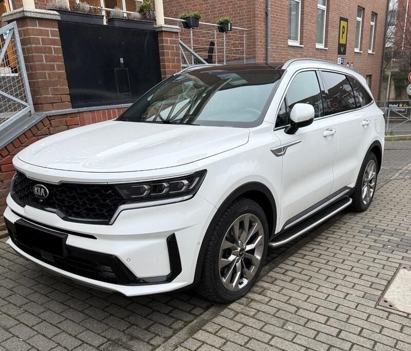 Weiß Gebraucht 2021 Kia Sorento Platinum SUV | 35.800 € (Fairer Preis) - Bild 1/4