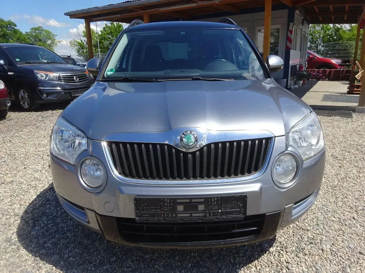 Gebraucht Skoda Yeti Monte Carlo 110 PS (80 kW) 2011 Grau SUV