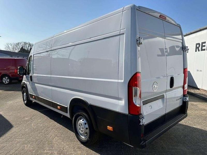 Gebraucht Opel Movano Selection 140 PS (102 kW) 2022 Cassablanca weiß Van
