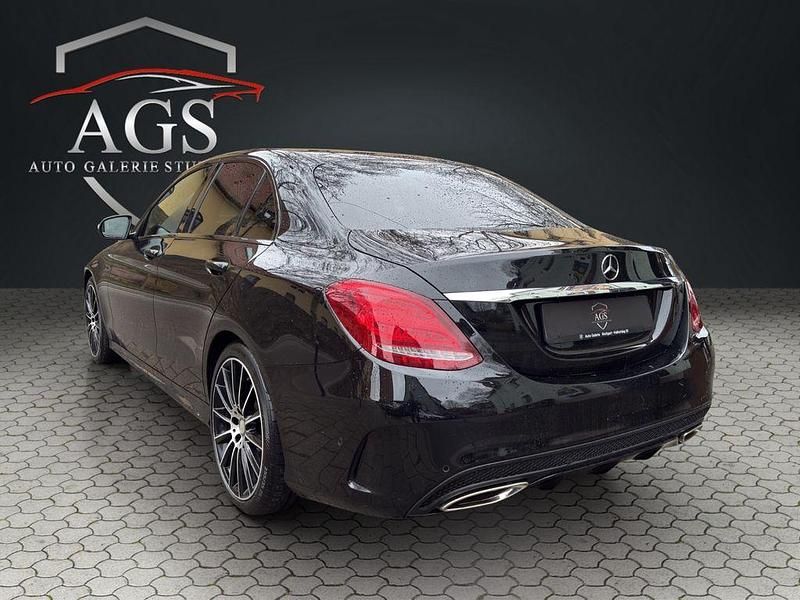 Gebraucht Mercedes C250 211 PS (155 kW) 2016 Schwarz Limousine
