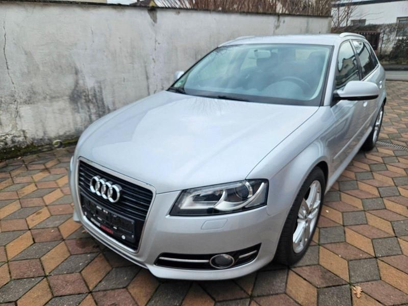 Gebraucht Audi A3 Ambition 140 PS (102 kW) 2011 Silber Kleinwagen
