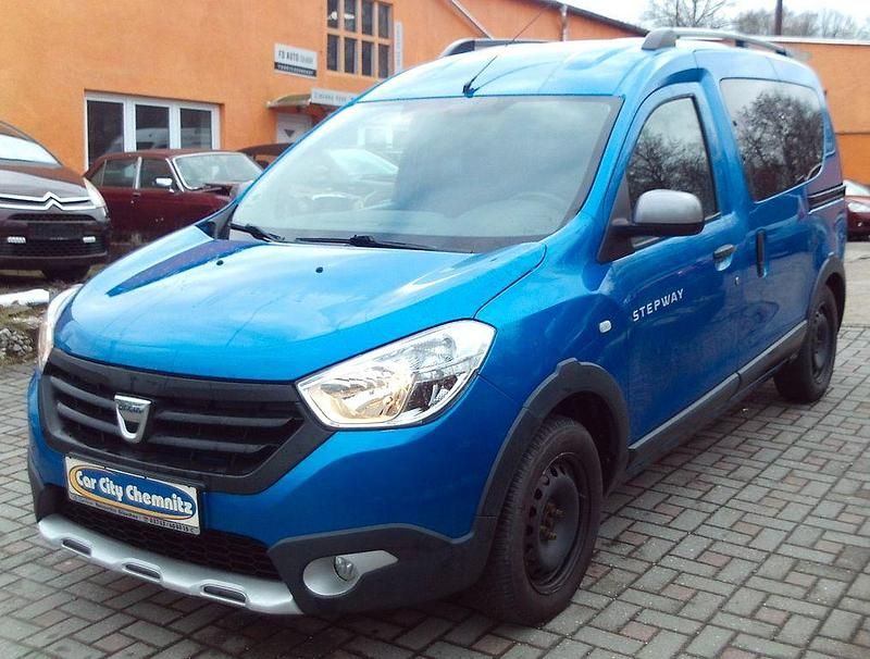 Gebraucht Dacia Dokker Stepway 116 PS (85 kW) 2015 Blau Van / Kleinbus
