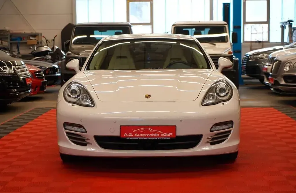 Gebraucht Porsche Panamera 4S 400 PS (294 kW) 2010 Weiß Kleinwagen