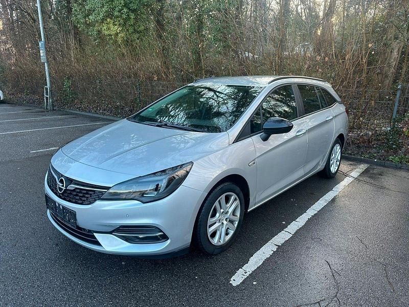 Gebraucht Opel Astra Edition 105 PS (77 kW) 2022 Silber Kombi