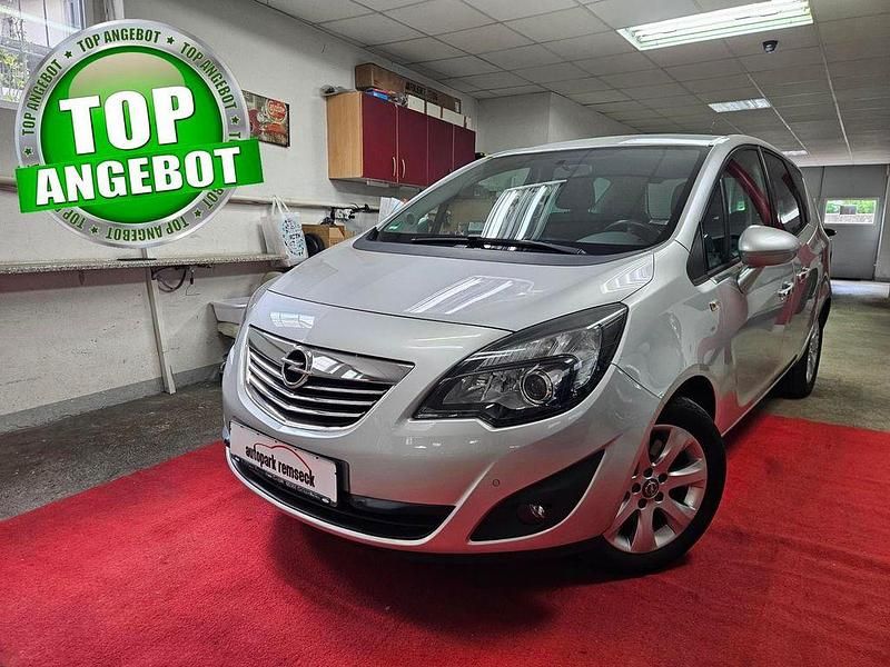 Silber Gebraucht 2010 Opel Meriva Innovation Van / Kleinbus | 5.290 € (Fairer Preis) - Bild 1/4