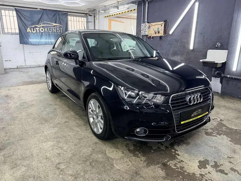 Gebraucht Audi A1 Ambition 122 PS (89 kW) 2012 Schwarz Kleinwagen