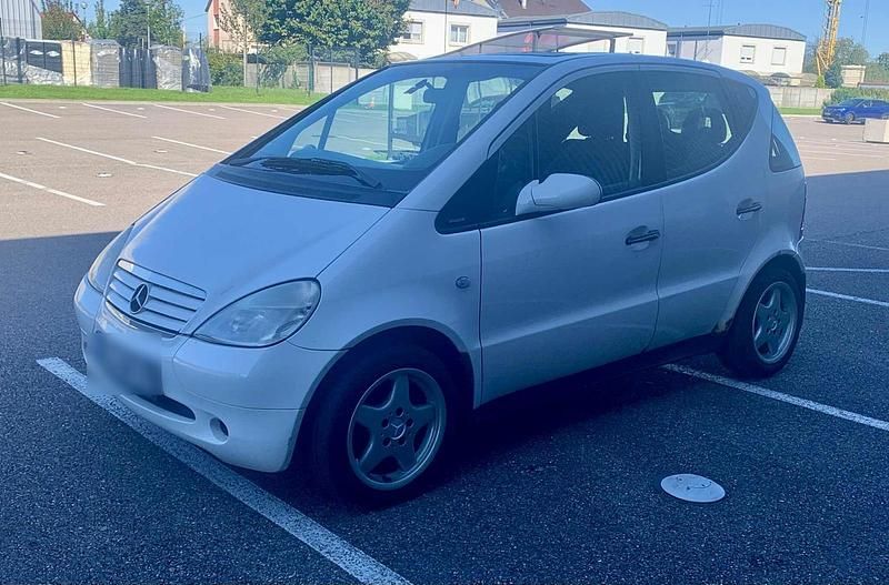 Weiß Gebraucht 1999 Mercedes A160 Kleinwagen | 800 € (Fairer Preis) - Bild 1/1