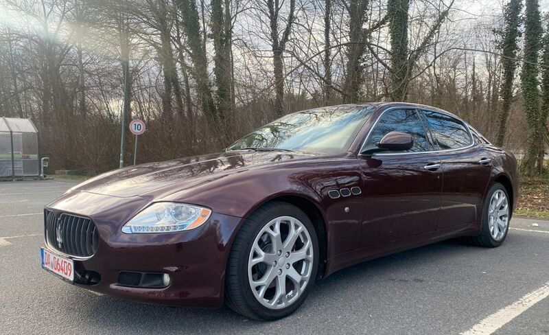 Rot Gebraucht 2009 Maserati Quattroporte Limousine | 25.900 € - Bild 1/4