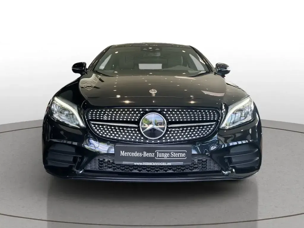 Gebraucht Mercedes C300 AMG line 258 PS (189 kW) 2023 Obsidianschwarz metallic Coupé