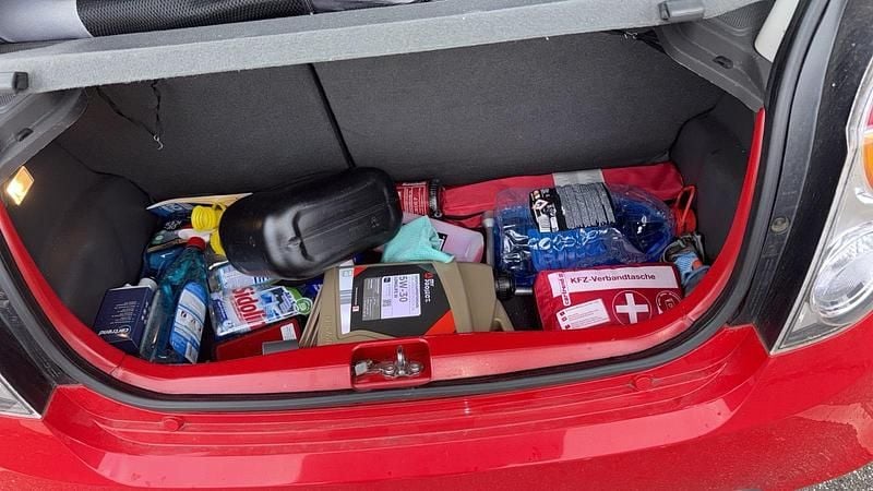 Rot Gebraucht 2011 Chevrolet Spark LS Kleinwagen | 2.000 € (Guter Preis) - Bild 1/4