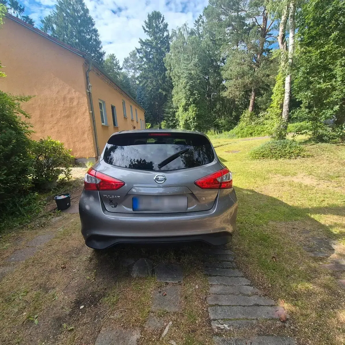 Gebraucht Nissan Pulsar 115 PS (84 kW) 2017 Grau Kleinwagen