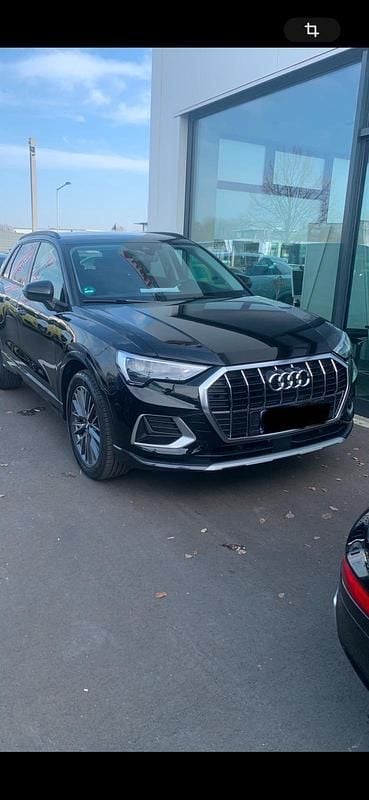 Schwarz Gebraucht 2020 Audi Q3 SUV | 23.300 € (Superpreis) - Bild 1/4