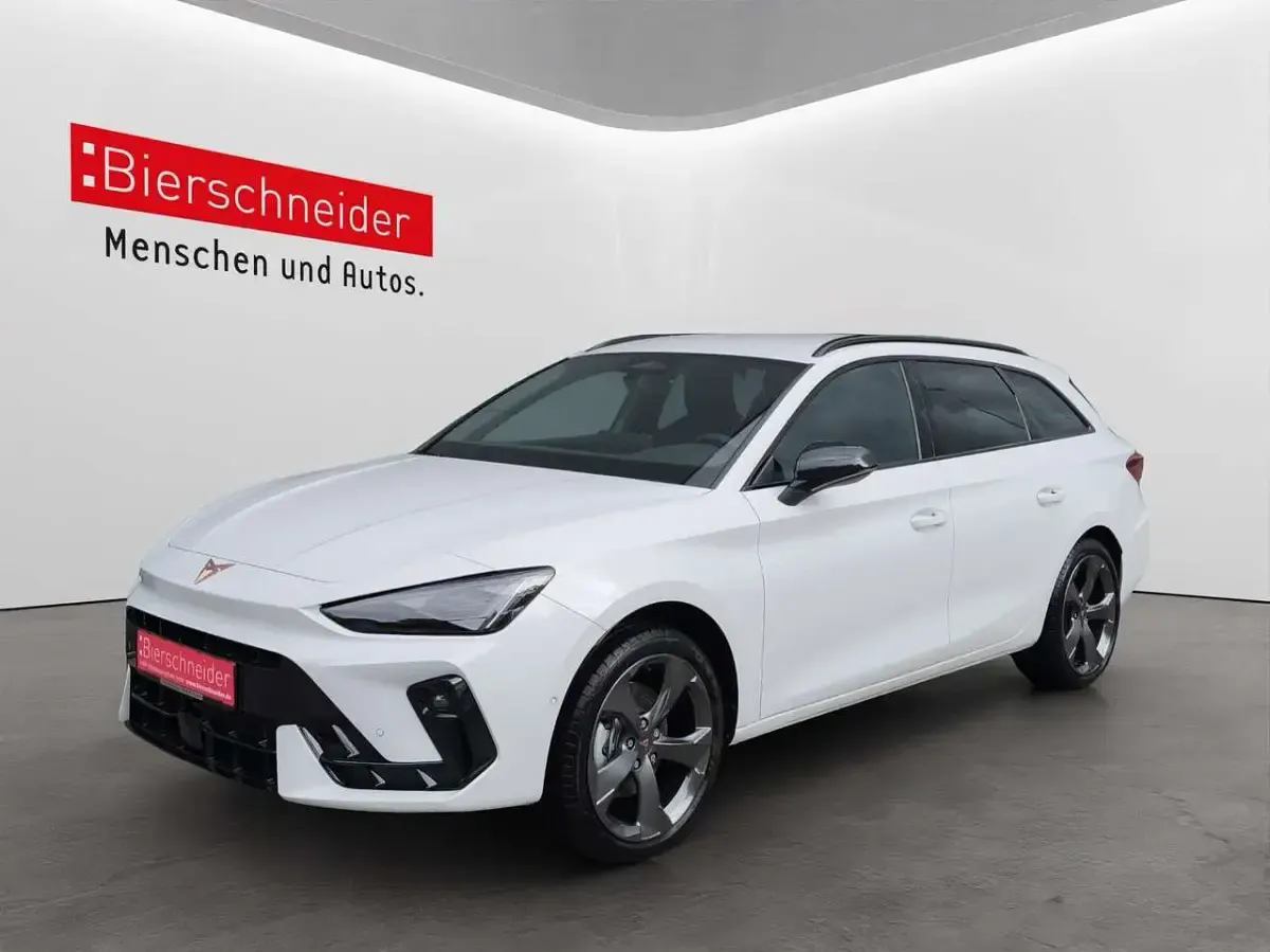 Neu Cupra Leon 150 PS (110 kW) 2025 Weiss Kombi