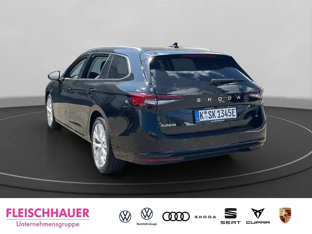 Gebraucht Skoda Superb Selection 204 PS (150 kW) 2025 Schwarz Kombi