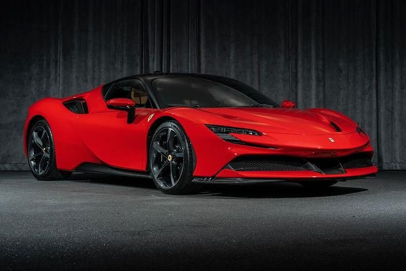 Gebraucht Ferrari SF90 999 PS (734 kW) 2019 Rot Coupé