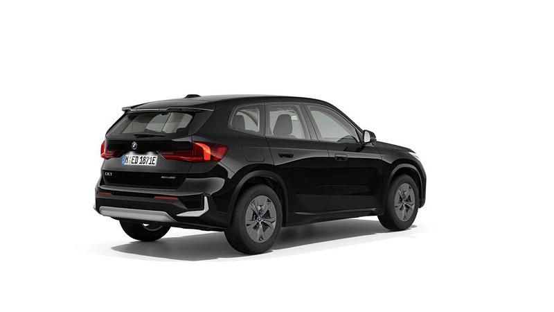 Neu BMW iX1 150 kW (204 PS) 2025 Schwarz SUV
