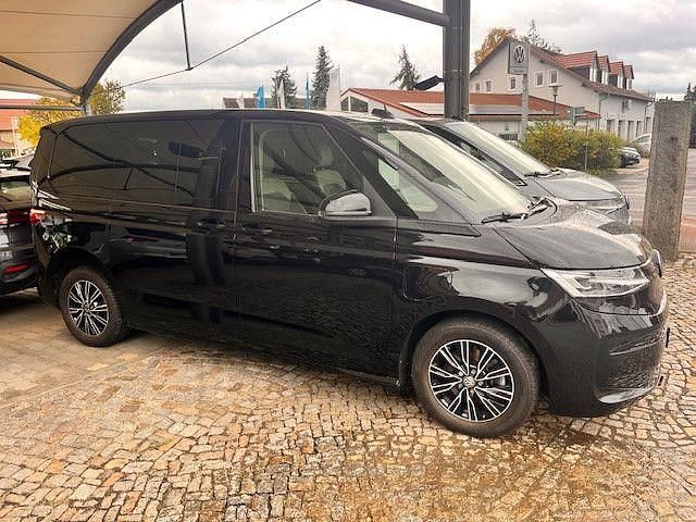 Gebraucht VW Multivan 150 PS (110 kW) 2023 Schwarz Van