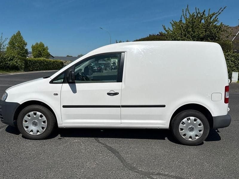Second-hand VW Caddy 75 CP (55 kW) 2010 Alb Monovolum